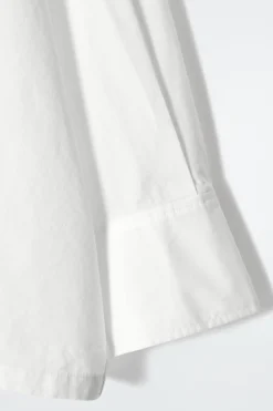 Clearance COS BAWEŁNIANA KOSZULA Z ZAKŁADKĄ – OVERSIZED FIT
