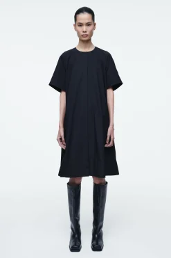 Online COS BAWEŁNIANA SUKIENKA MIDI O KROJU OVERSIZE