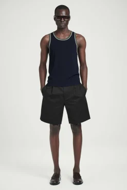 Outlet COS BAWEŁNIANE SZORTY CHINO Czarny