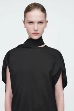 New COS BLUZKA Z SZALEM