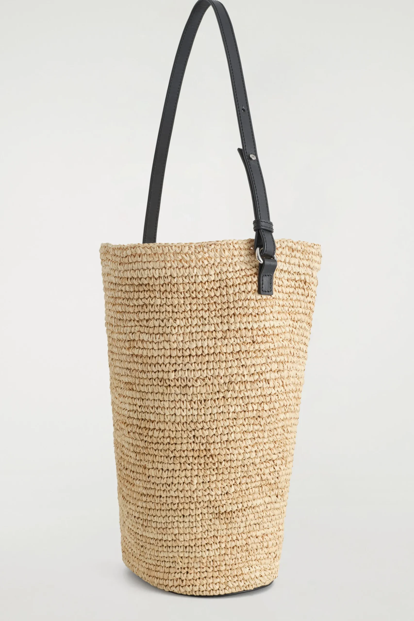 New COS BUCKET BAG STRAW