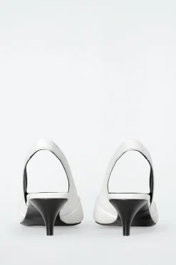 New COS BUTY NA OBCASIE Z PERFOROWANEJ SKÓRY Biały