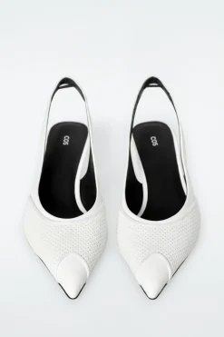 New COS BUTY NA OBCASIE Z PERFOROWANEJ SKÓRY Biały