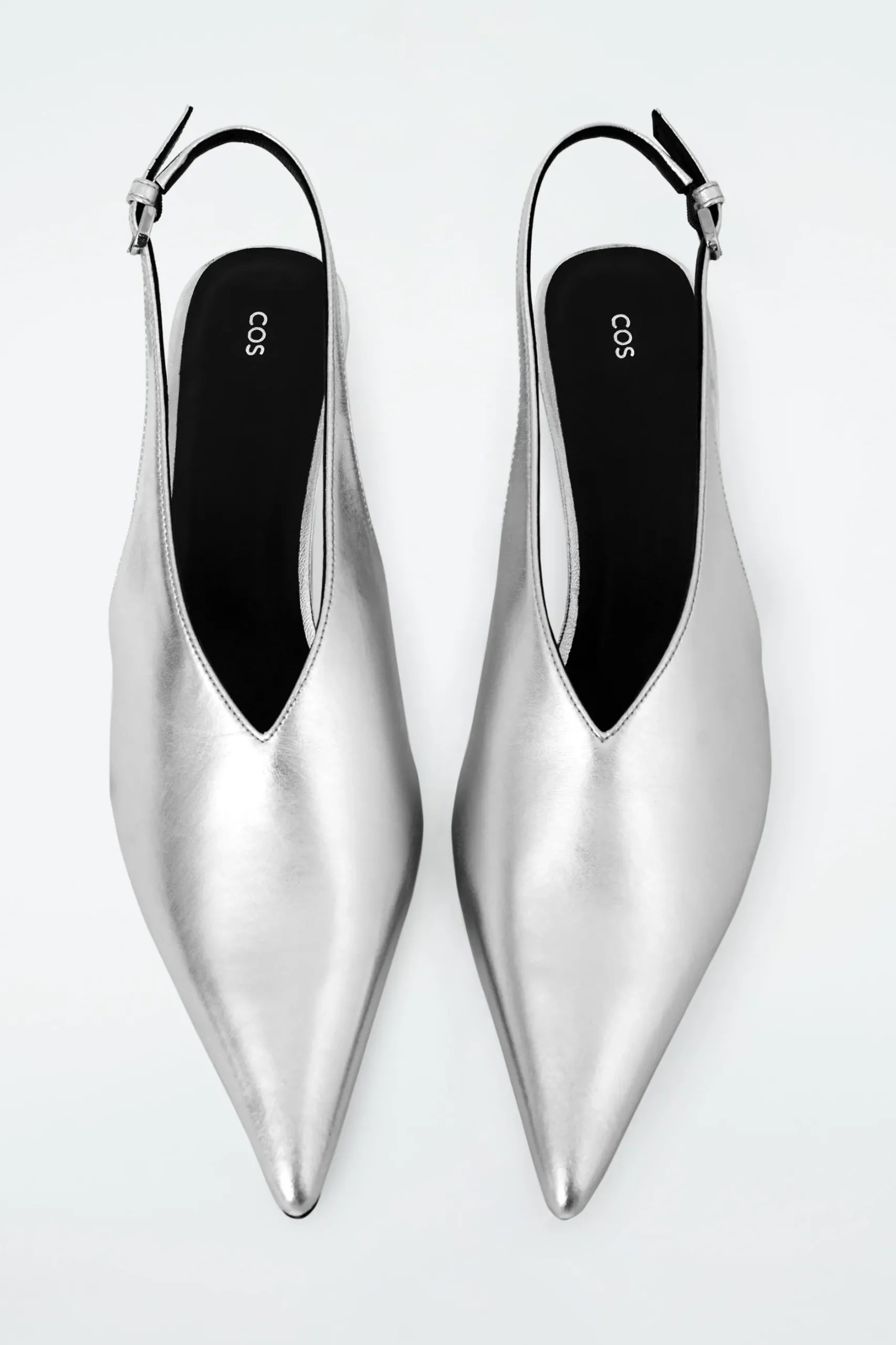 Sale COS BUTY ZE SPICZASTYM CZUBKIEM I ODSŁONIĘTĄ PIĘTĄ Srebrzysty