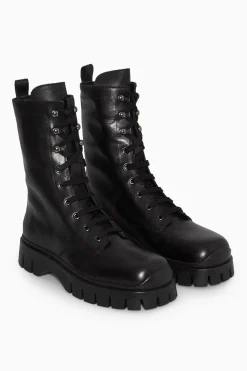 New COS CHUNKY LACEUP BOOTS Black