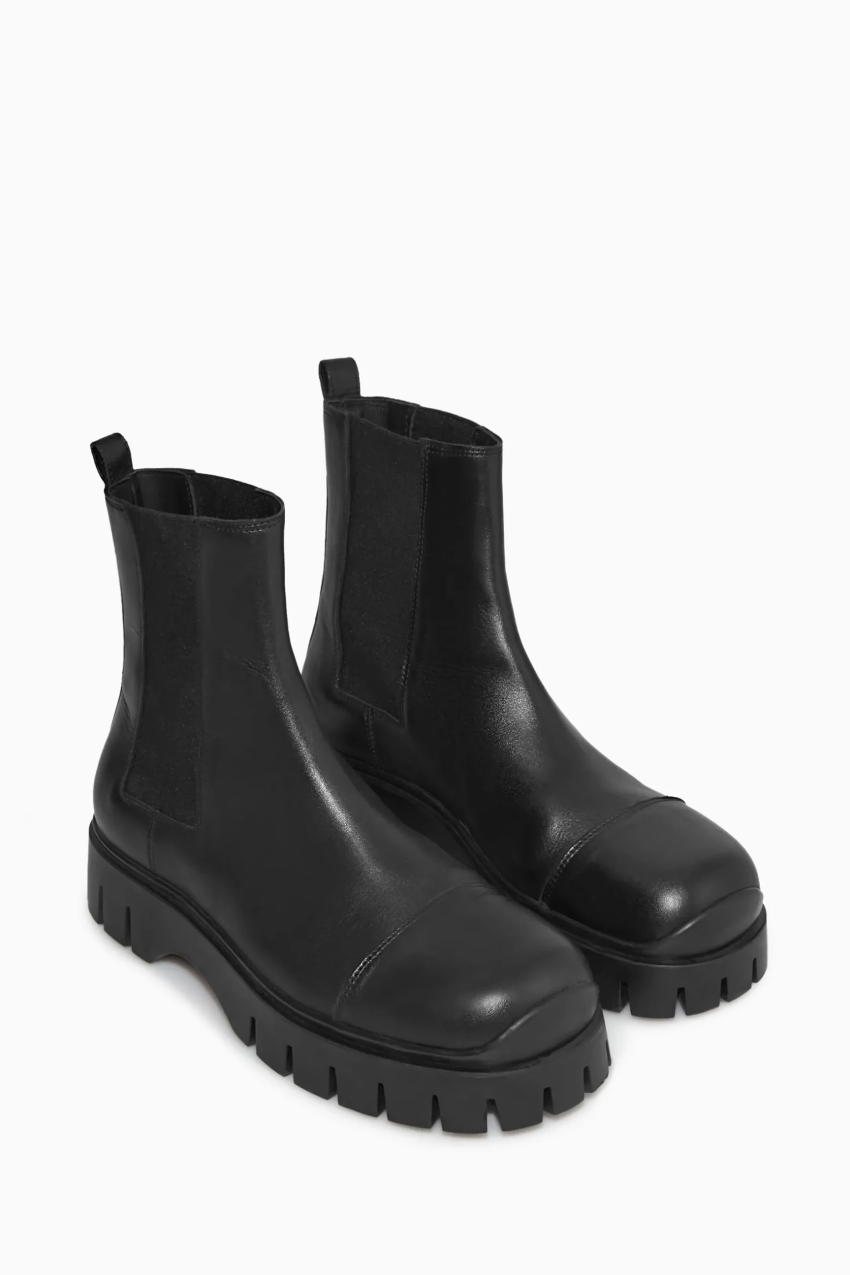 Discount COS CHUNKY LEATHER CHELSEA BOOTS Black