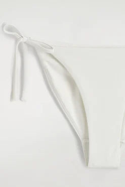 Online COS DÓŁ OD BIKINI Z WIĄZANIAMI PO BOKACH