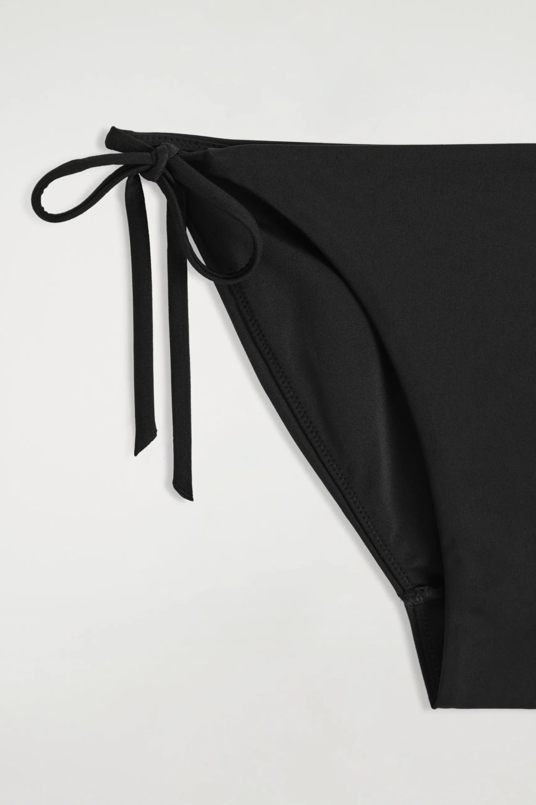 Fashion COS DÓŁ OD BIKINI Z WIĄZANIAMI PO BOKACH