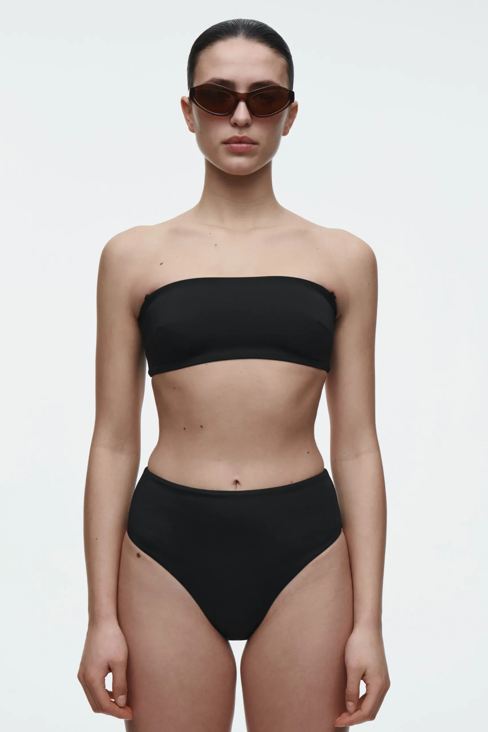Online COS DÓŁ OD BIKINI Z WYSOKIM STANEM