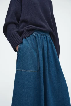 Discount COS DENIMOWA SPÓDNICA MIDI Z ELASTYCZNĄ TALIĄ