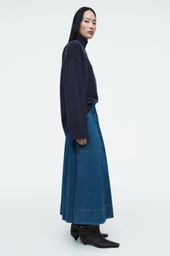 Discount COS DENIMOWA SPÓDNICA MIDI Z ELASTYCZNĄ TALIĄ