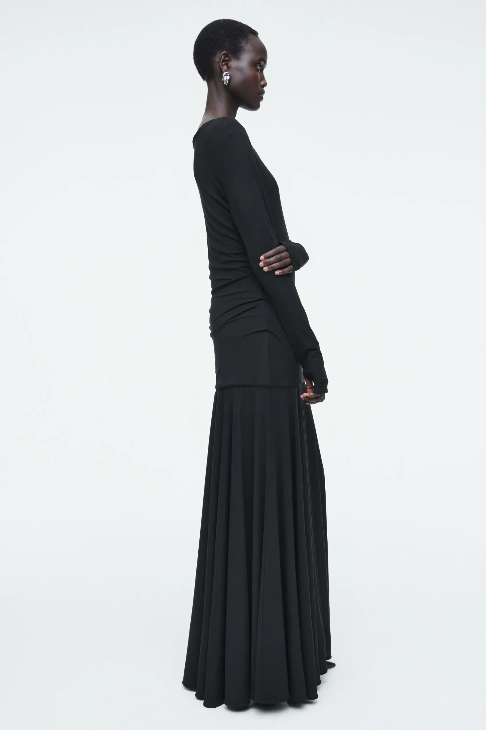 Fashion COS DŻERSEJOWA SUKIENKA MAXI Z OBNIŻONĄ TALIĄ