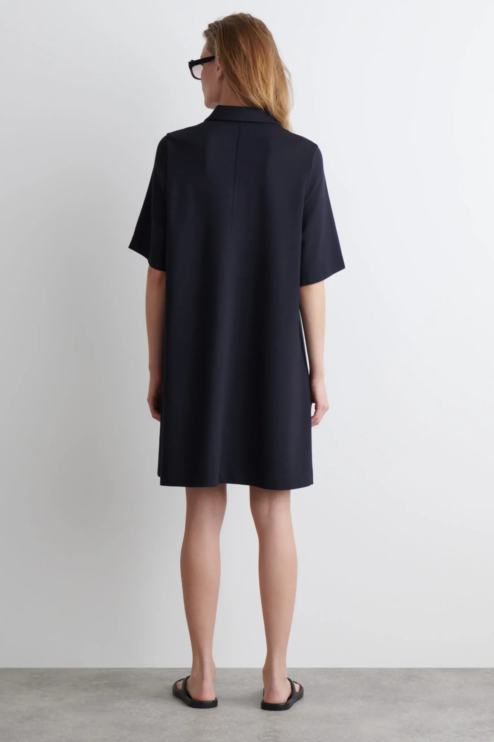 Online COS DŻERSEJOWA SUKIENKA MINI TYPU POLO