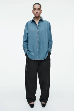 Outlet COS DŻINSOWA KOSZULA – RELAXED FIT