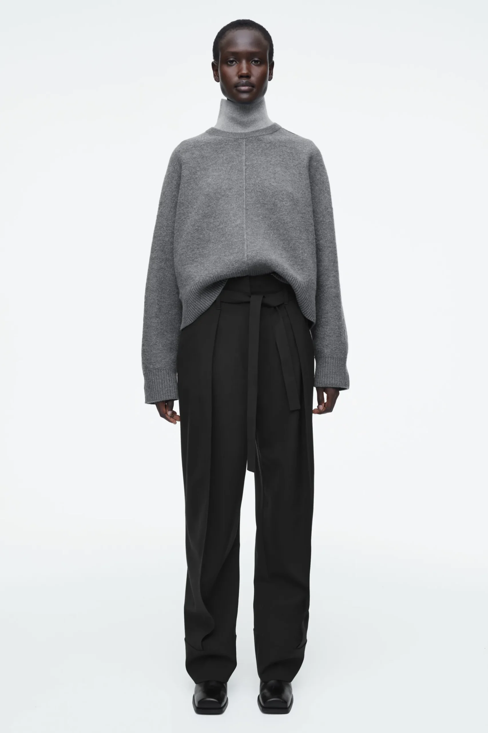 Clearance COS DWUKOLOROWY WARSTWOWY SWETER Z WEŁNY