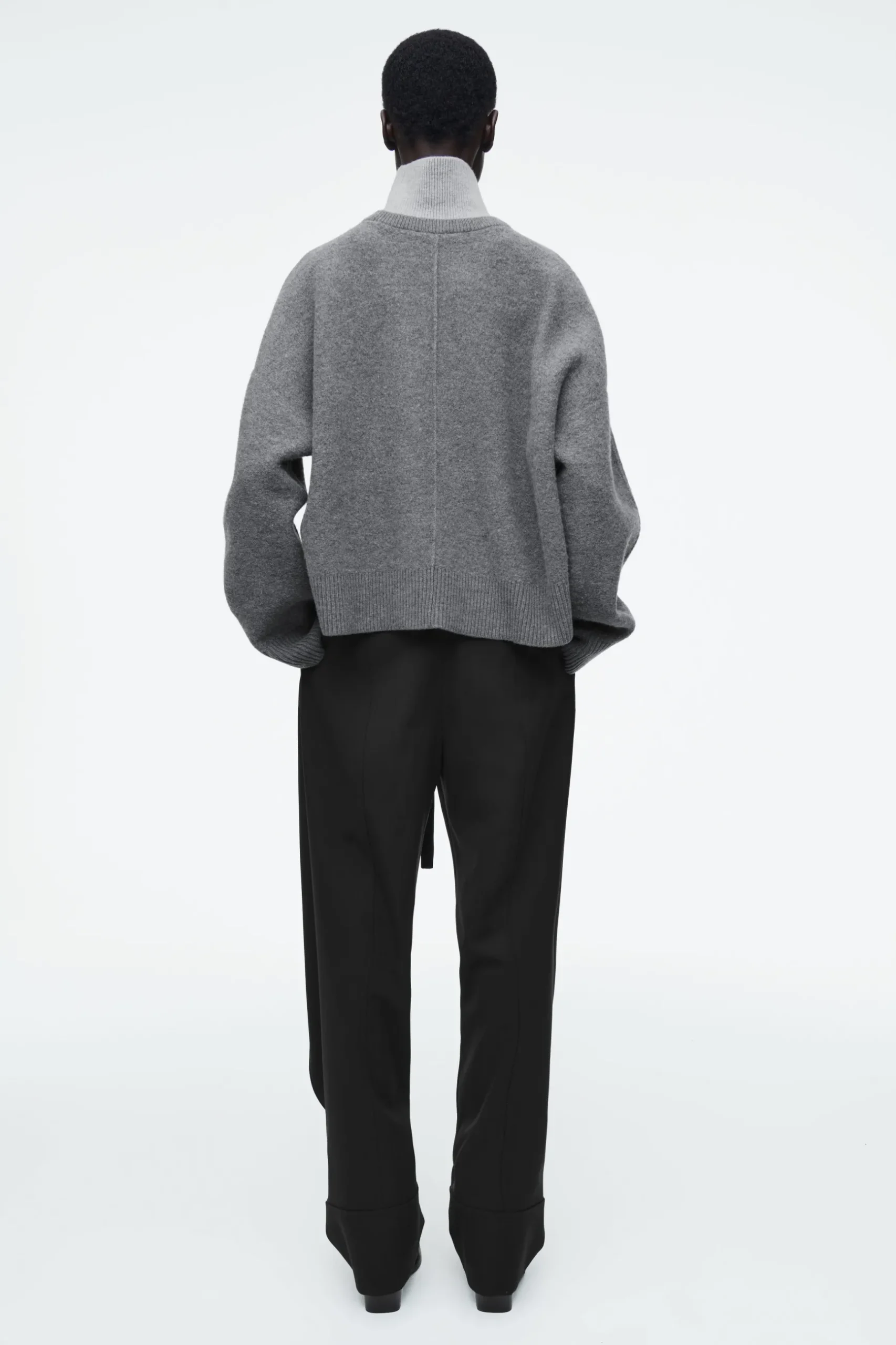 Clearance COS DWUKOLOROWY WARSTWOWY SWETER Z WEŁNY