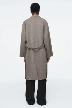 Outlet COS DWURZĘDOWY WEŁNIANY PŁASZCZ OVERSIZE