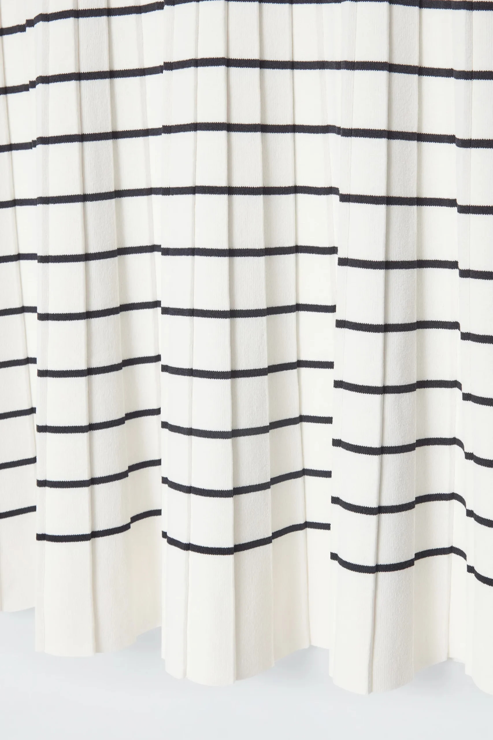 New COS DZIANINOWA SUKIENKA MINI W PASKI W STYLU POLO
