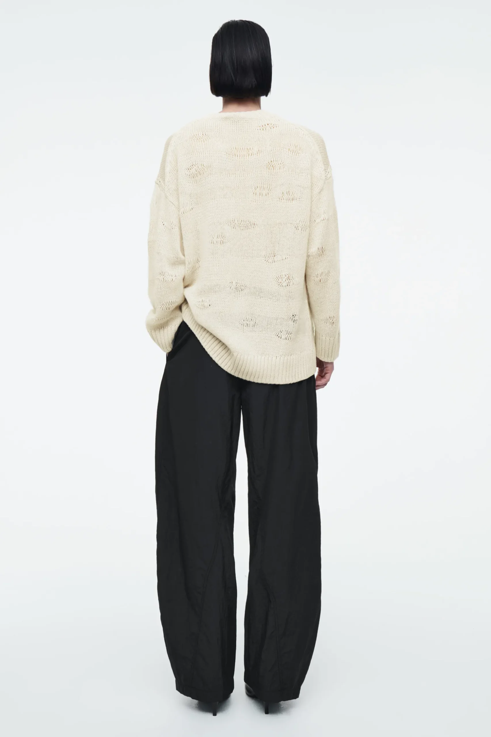Outlet COS DZIANINOWY SWETER Z LNEM W NIEREGULARNE PASKI