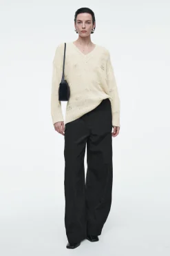 Outlet COS DZIANINOWY SWETER Z LNEM W NIEREGULARNE PASKI