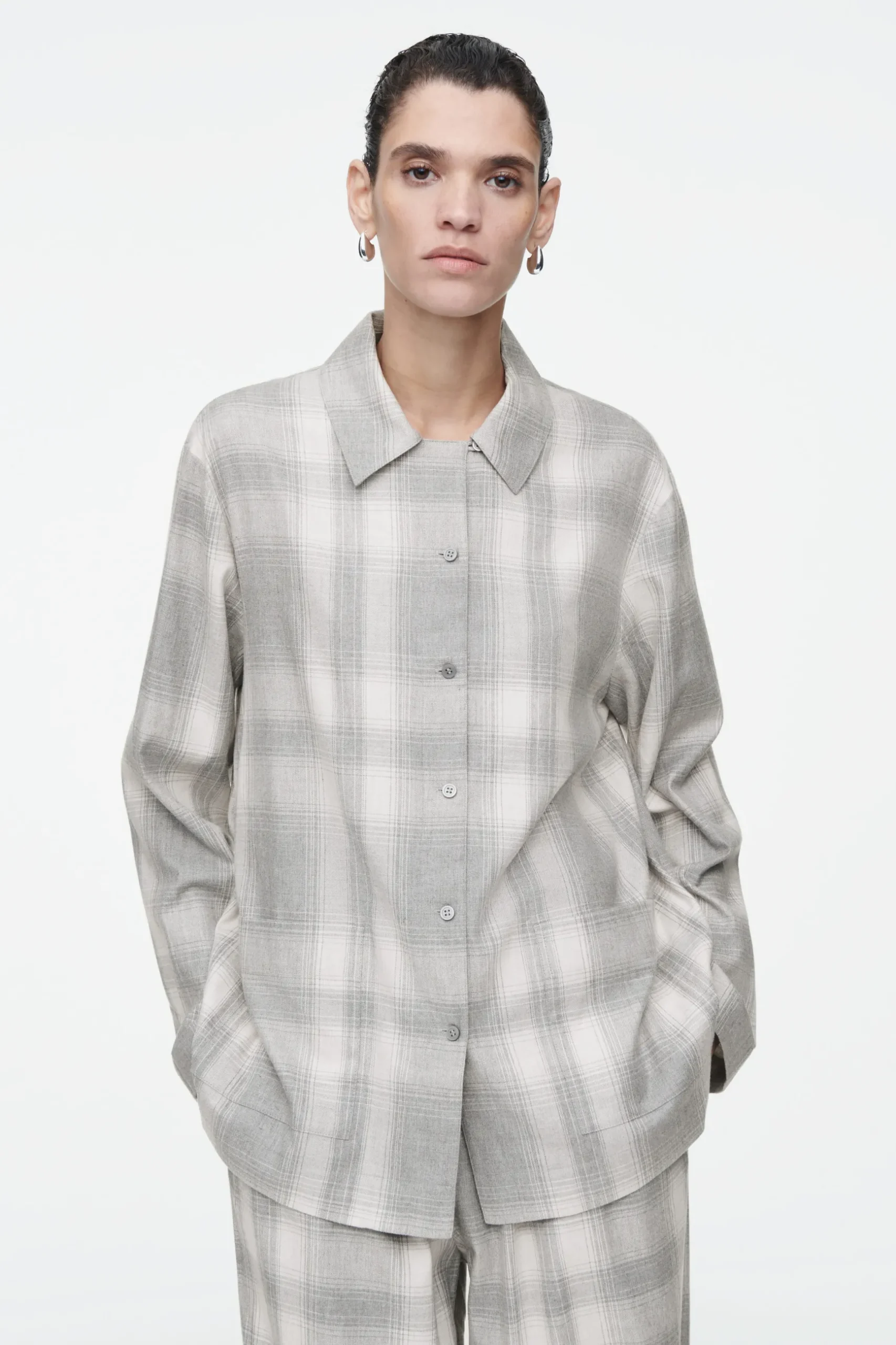 Outlet COS FLANELOWA KOSZULA OD PIŻAMY W KRATĘ