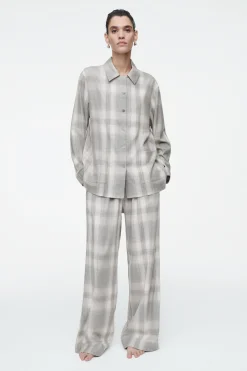 Outlet COS FLANELOWA KOSZULA OD PIŻAMY W KRATĘ