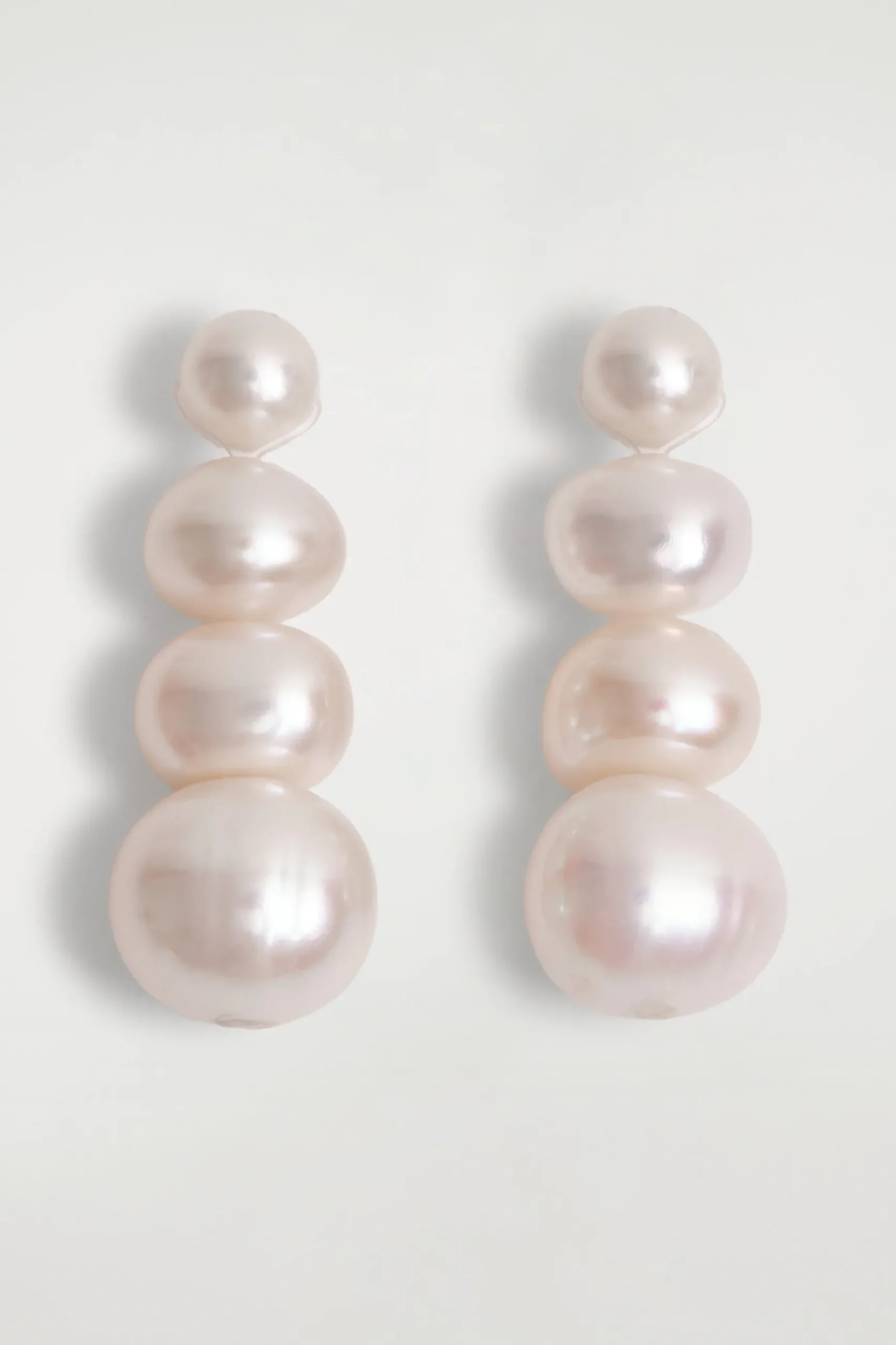Hot COS FRESHWATER PEARL STUD EARRINGS