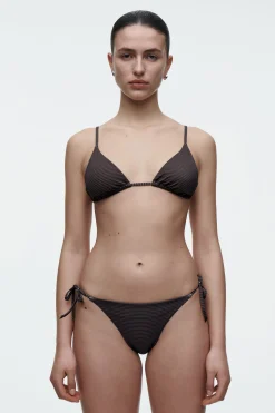 Sale COS GÓRA OD BIKINI Z TRÓJKĄTNYMI MISECZKAMI