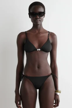 Online COS GÓRA OD BIKINI Z TRÓJKĄTNYMI MISECZKAMI