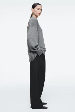 Best COS GRUBY SWETER Z CZYSTEGO KASZMIRU