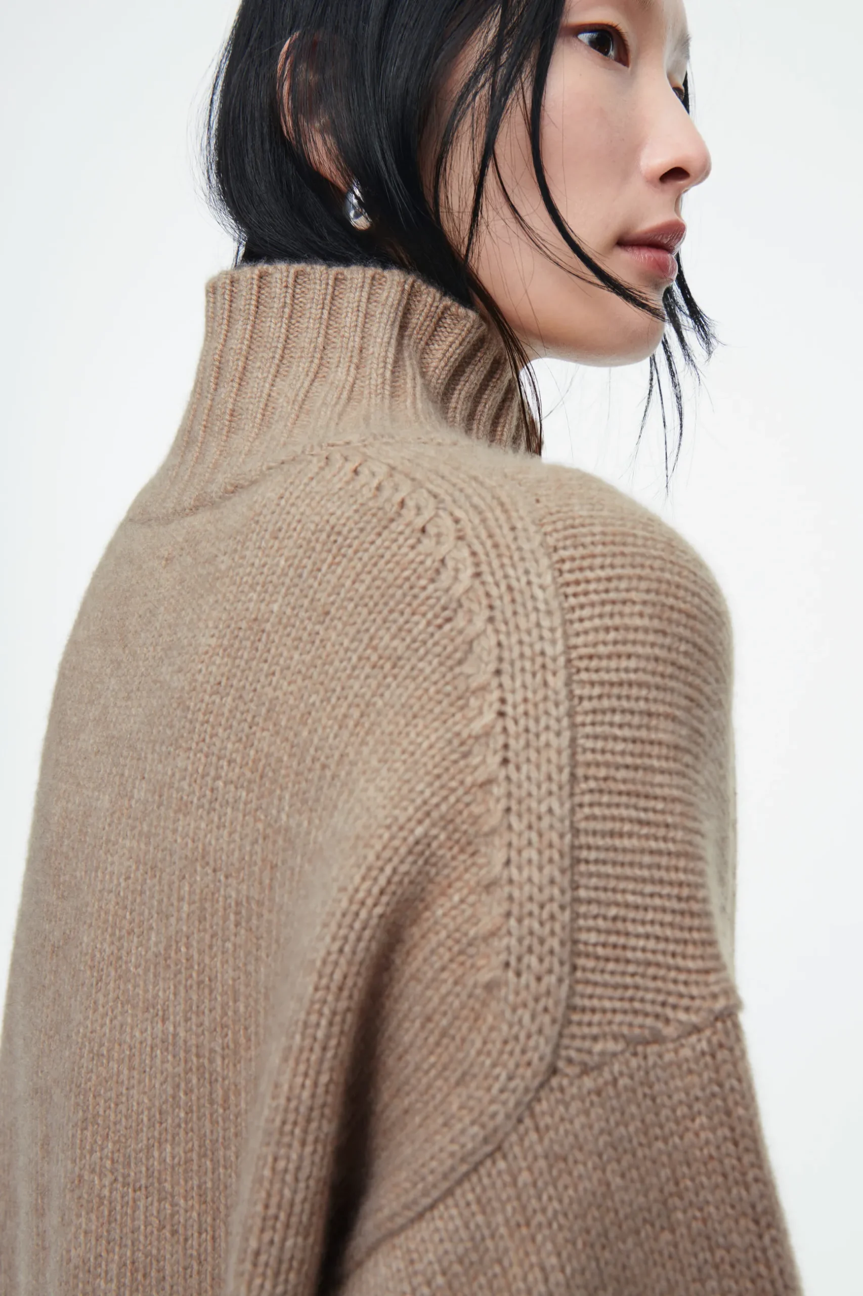 Clearance COS GRUBY SWETER Z CZYSTEGO KASZMIRU Z PÓŁGOLFEM