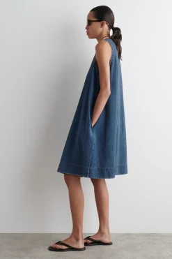 Fashion COS JEANSOWA SUKIENKA MINI O TRAPEZOWYM KROJU