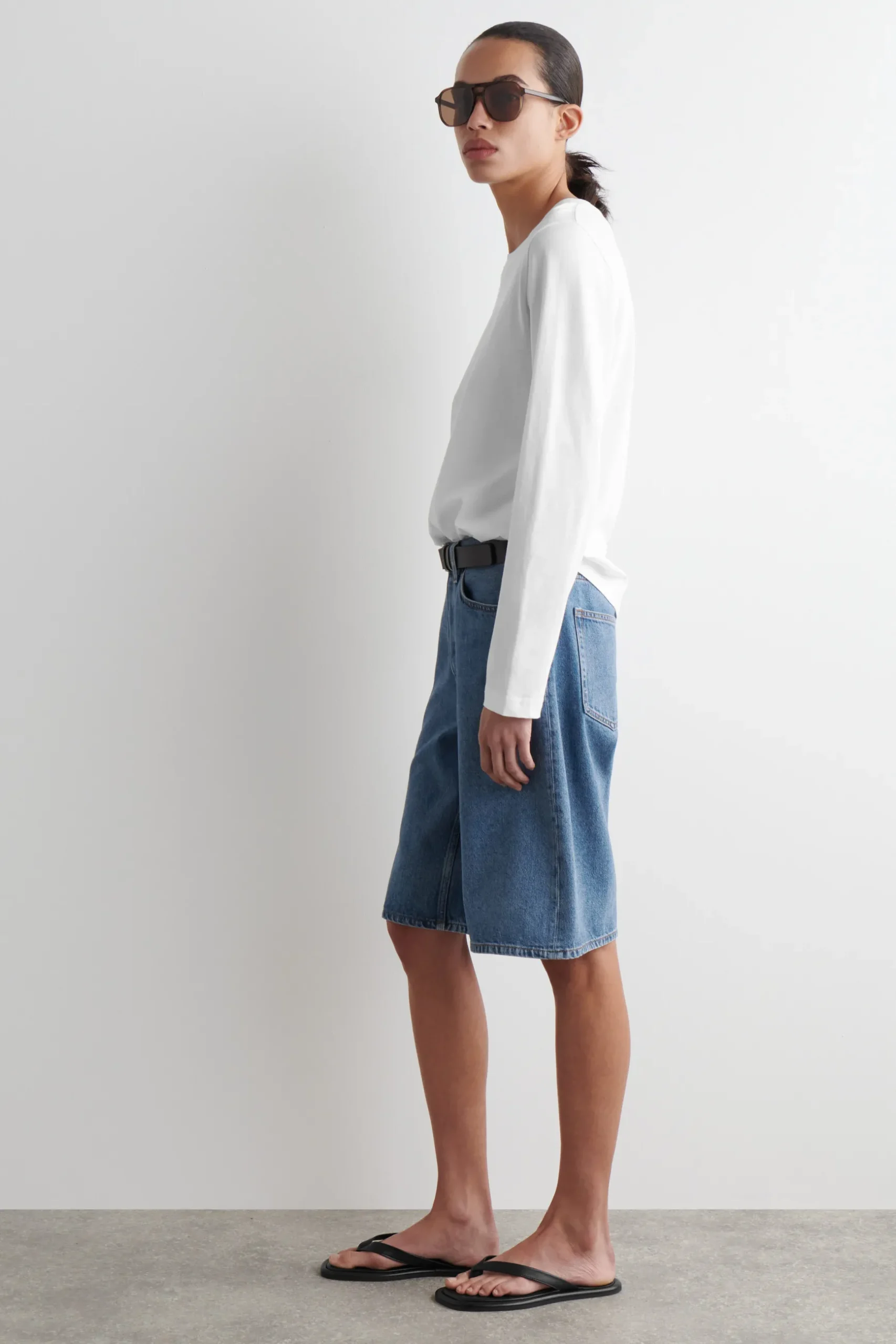 Fashion COS JEANSOWE SZORTY DO KOLAN