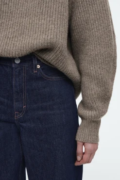 Fashion COS JEANSY „ARCH” ZE ZWĘŻANYMI NOGAWKAMI