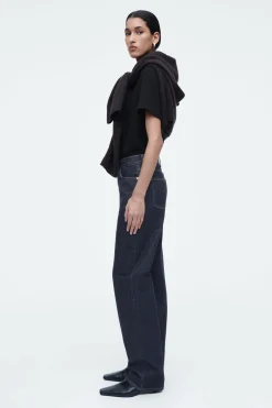 Fashion COS JEANSY „COLUMN” Z PROSTYMI NOGAWKAMI