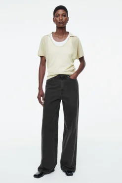 Outlet COS JEANSY „TIDE” Z SZEROKIMI NOGAWKAMI