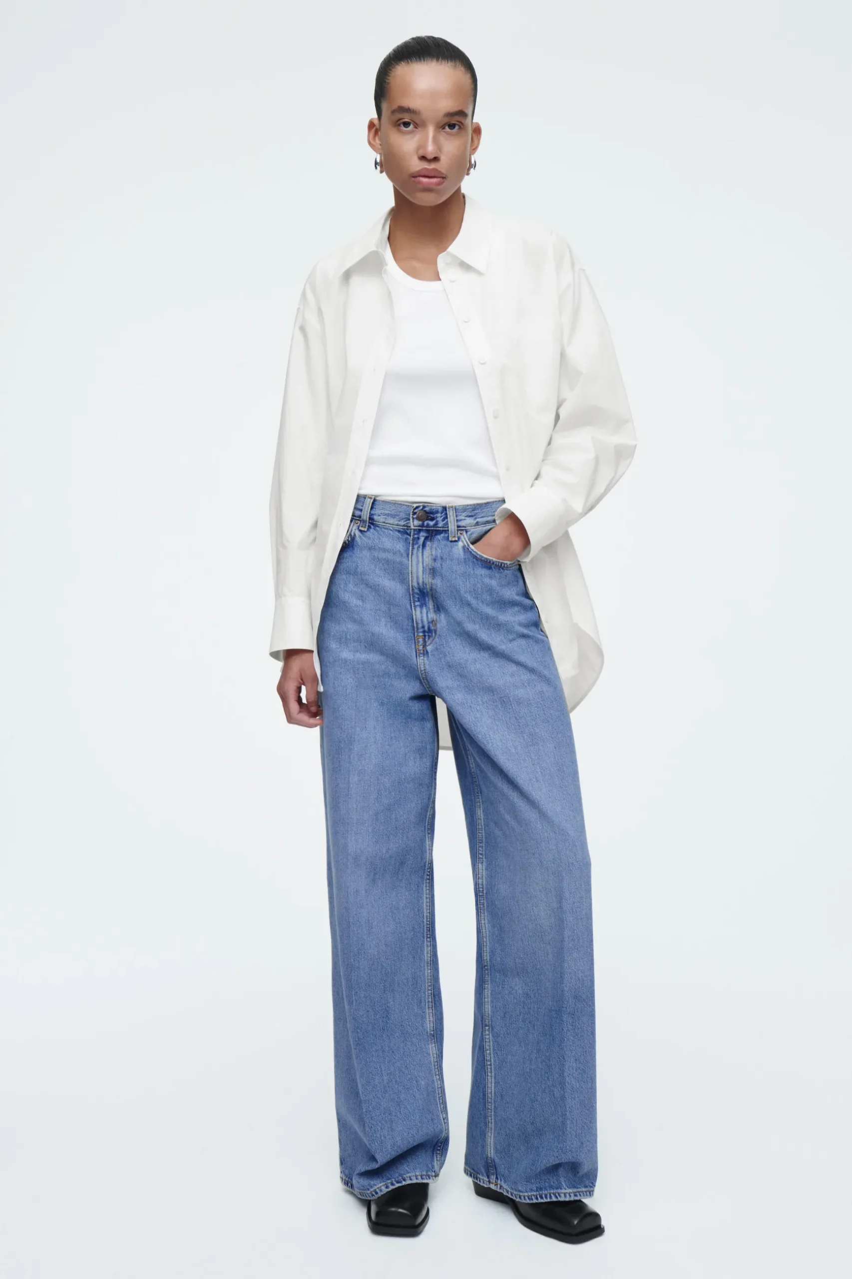 Discount COS JEANSY „TIDE” Z SZEROKIMI NOGAWKAMI