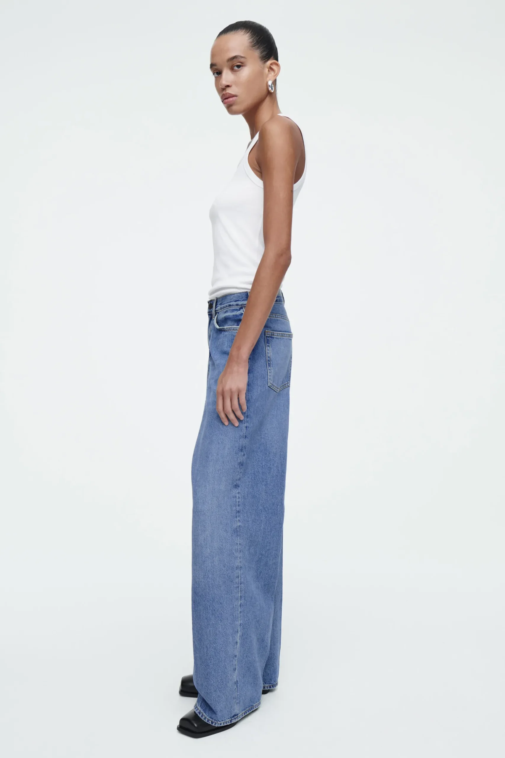 Discount COS JEANSY „TIDE” Z SZEROKIMI NOGAWKAMI