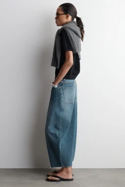Fashion COS JEANSY „TWINE” Z NOGAWKAMI TYPU BARREL