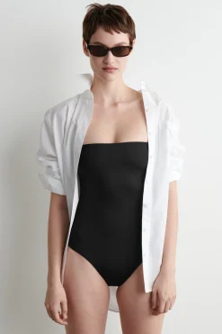Online COS JEDNOCZĘŚCIOWY STRÓJ KĄPIELOWY TYPU BANDEAU