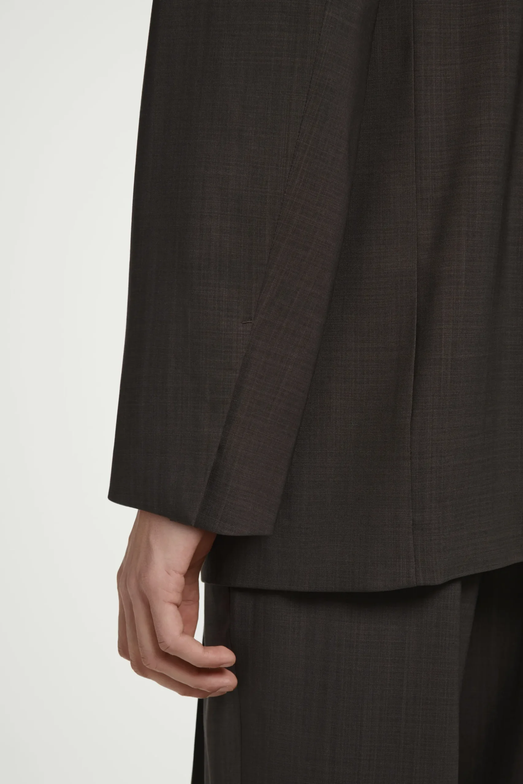 Fashion COS JEDNORZĘDOWA MARYNARKA Z CIENKIEJ WEŁNY | Czekoladowy