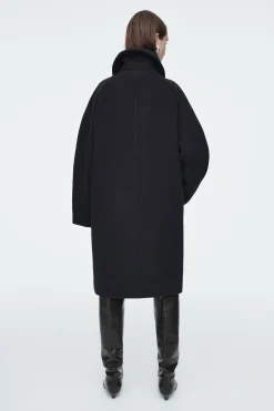 Outlet COS JEDNORZĘDOWY WEŁNIANY PŁASZCZ – OVERSIZED FIT
