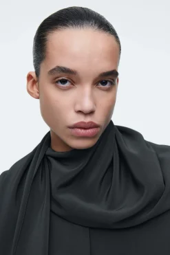 Fashion COS JEDWABNA KOSZULA Z SZALOWYM KOŁNIERZEM