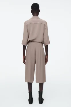 New COS JEDWABNE SPODNIE CAPRI