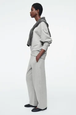 Fashion COS JOGGERSY Z NOGAWKAMI TYPU BARREL