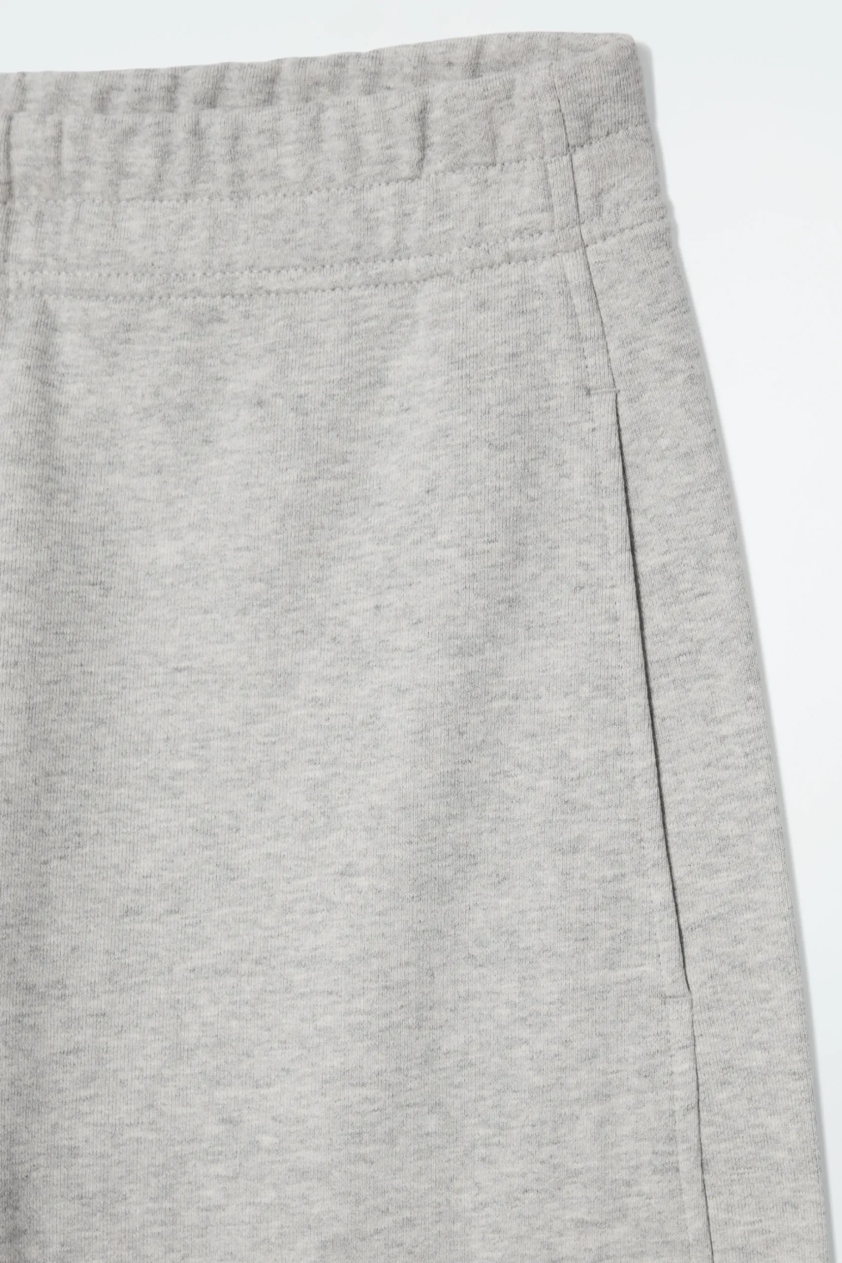 Fashion COS JOGGERSY Z NOGAWKAMI TYPU BARREL