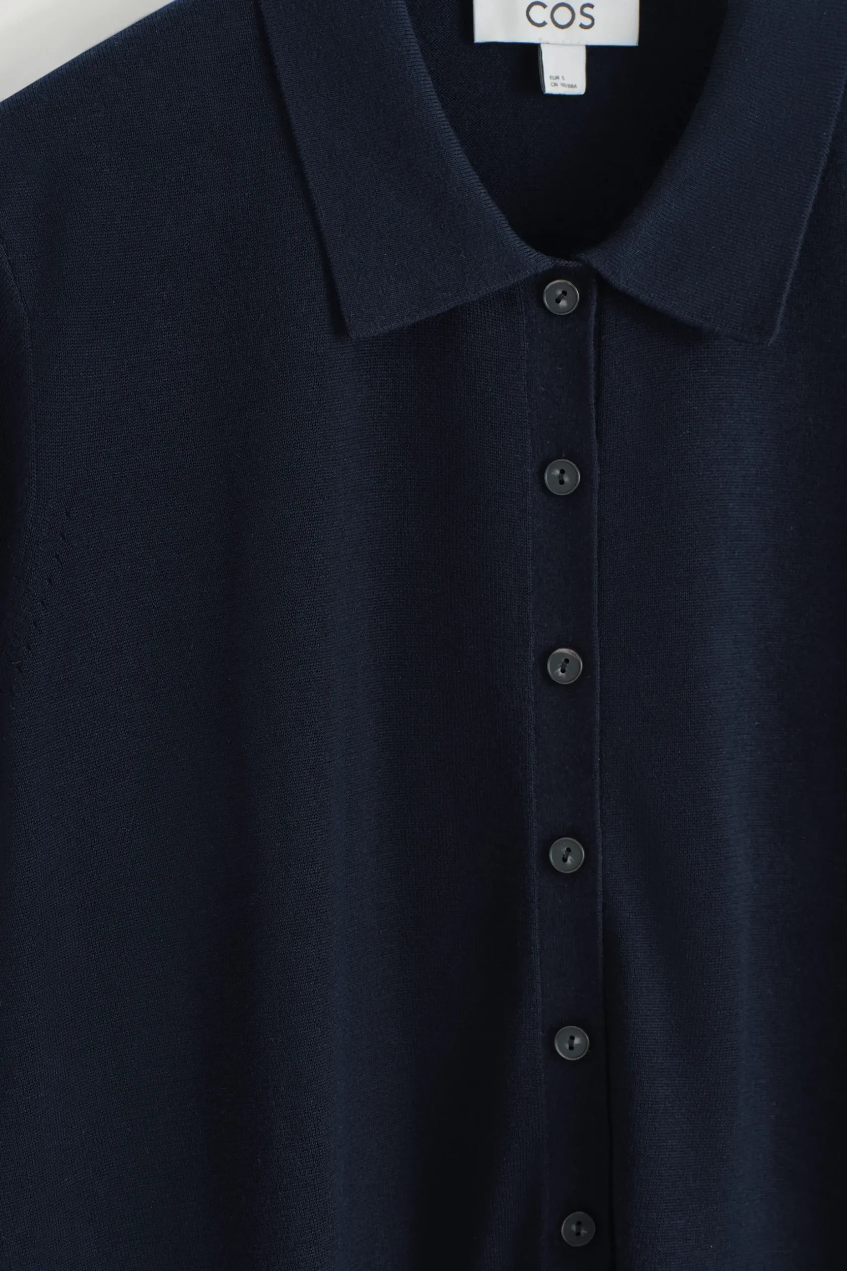 Clearance COS KARDIGAN À LA KOSZULKA POLO Z WEŁNĄ MERINO
