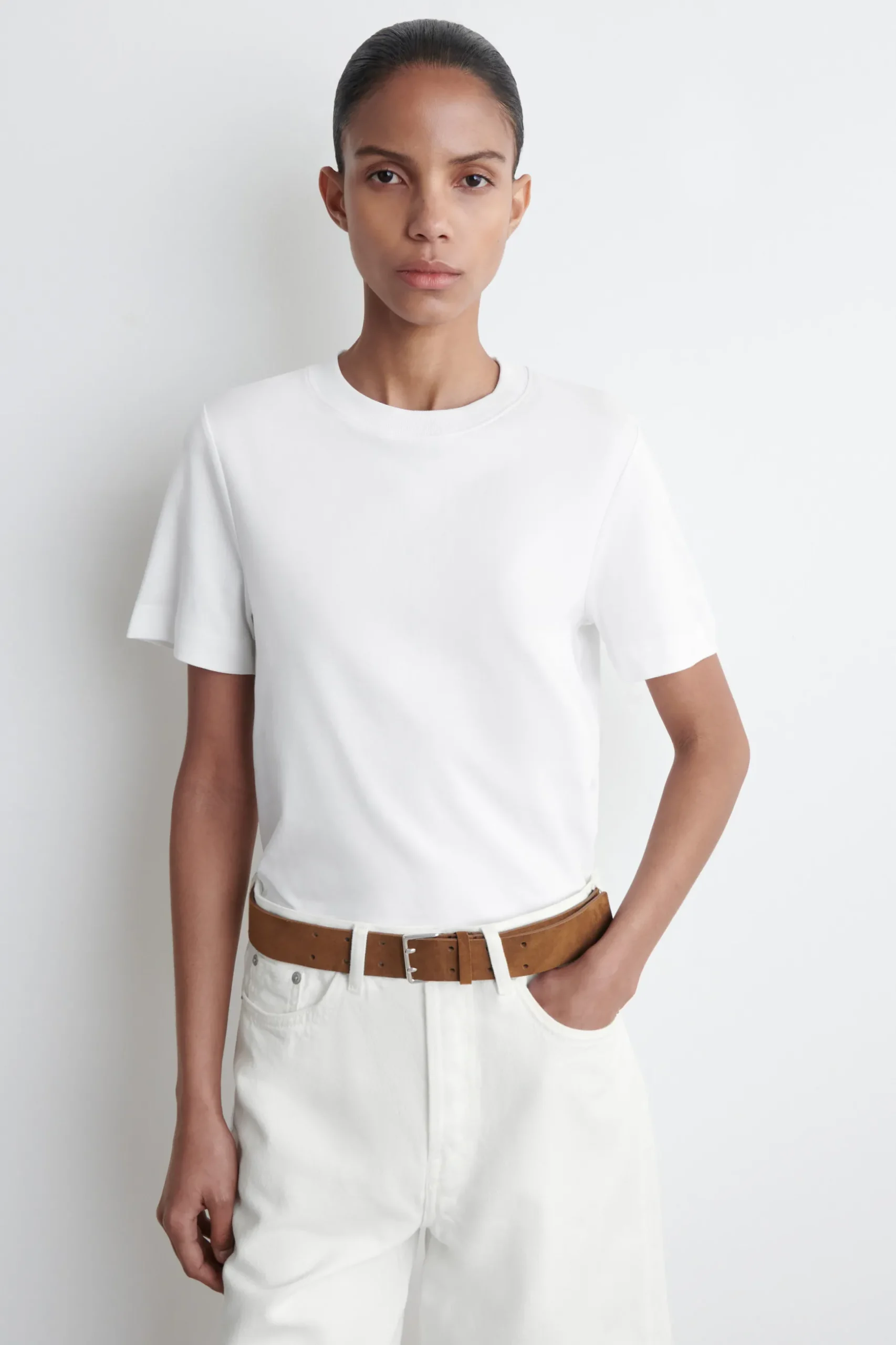 Online COS KLASYCZNY T-SHIRT