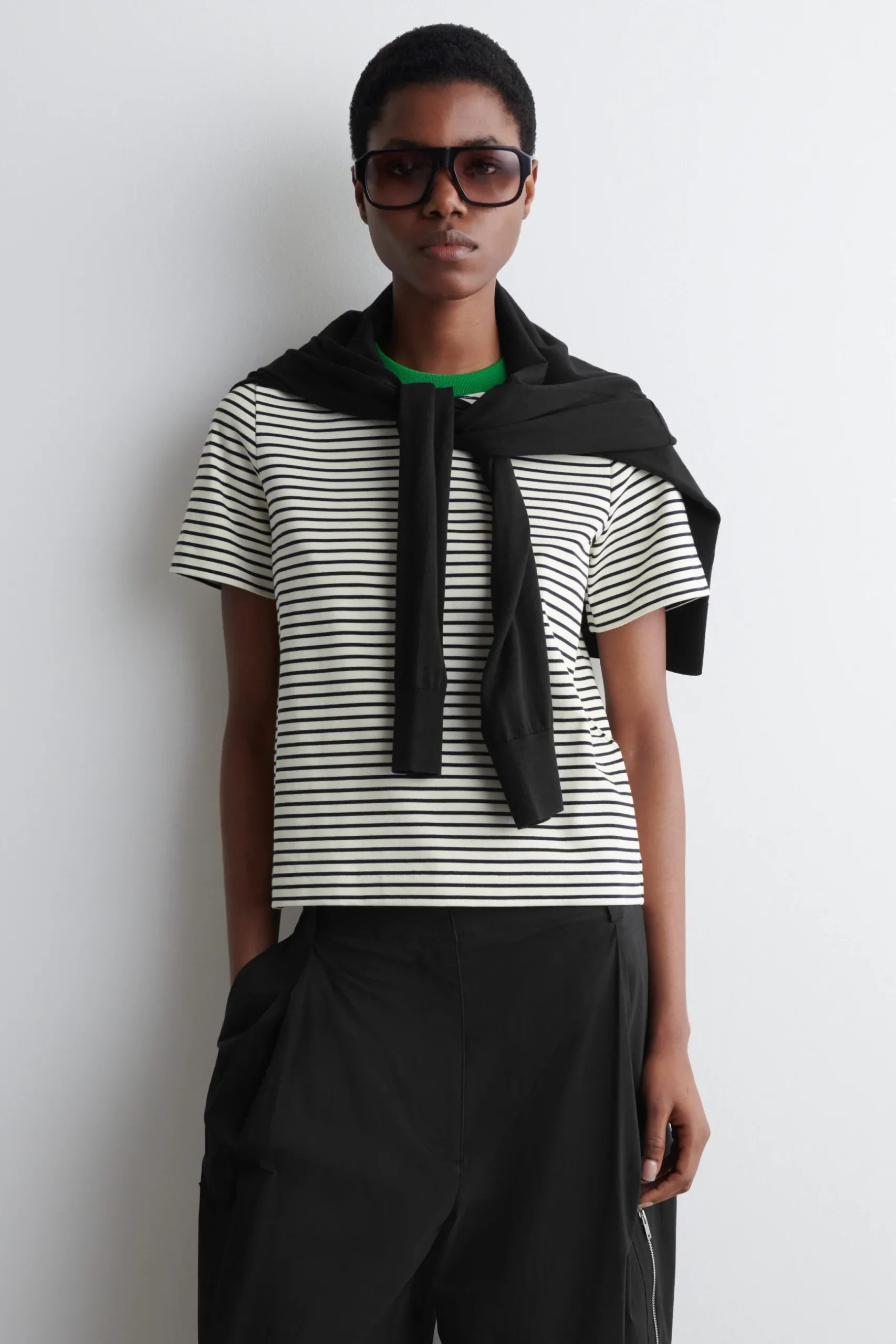 Online COS KLASYCZNY T-SHIRT