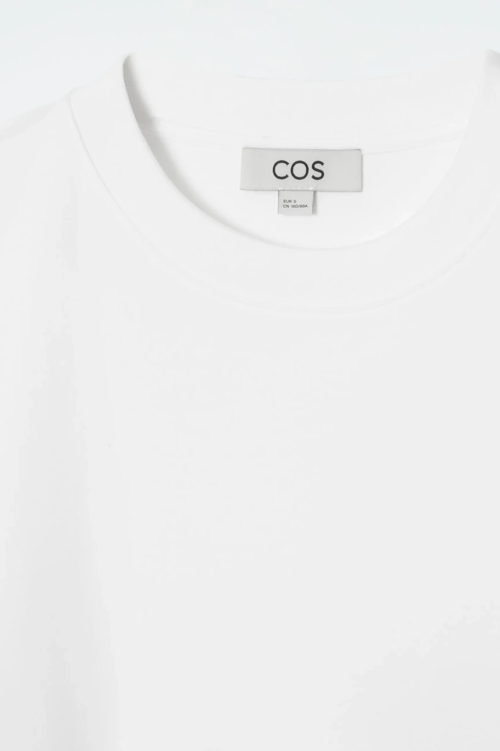 Online COS KLASYCZNY T-SHIRT